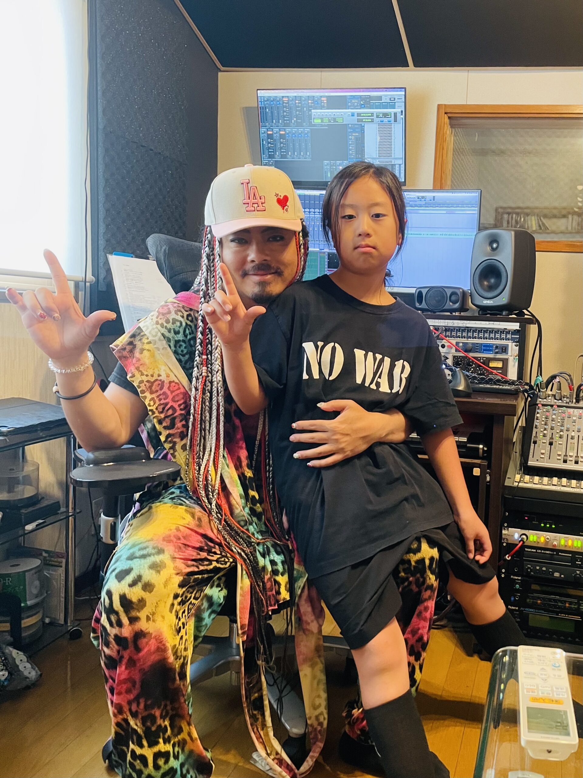 ダンサーのケントモリさんのボーカルレコーディングの写真